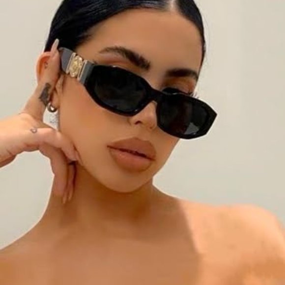 Retro trendy rectangle sunglasses